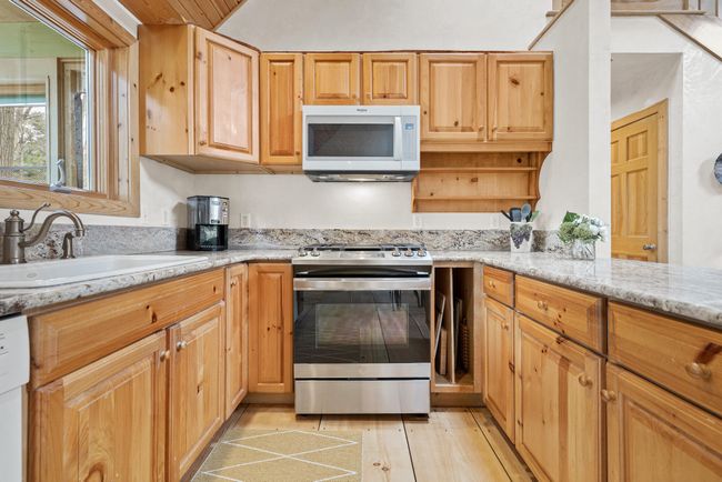 Kitchen | Image 4