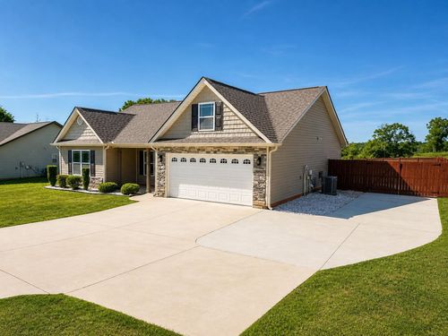 3121 Rainbow Lake Rd, Inman, SC, 29349-8583 | Card Image