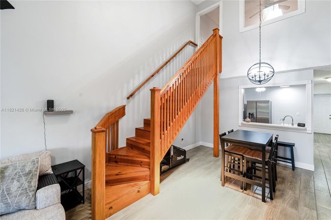894 Ne Sandalwood Pl, Townhouse with 3 bedrooms, 3 bathrooms and null parking in Jensen Beach FL | Image 27