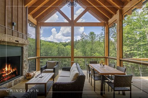 1086 Roaming Rd, Glenville, NC, 28736 | Card Image