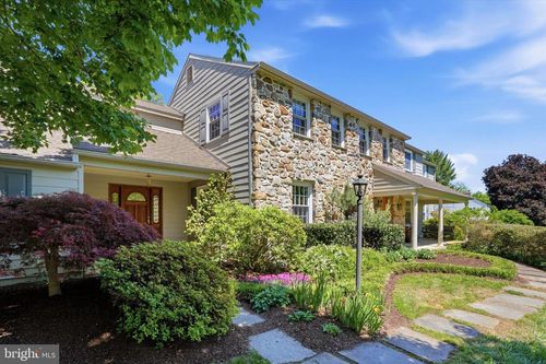 851 Box Hill Ln, WAYNE, PA, 19087-2704 | Card Image