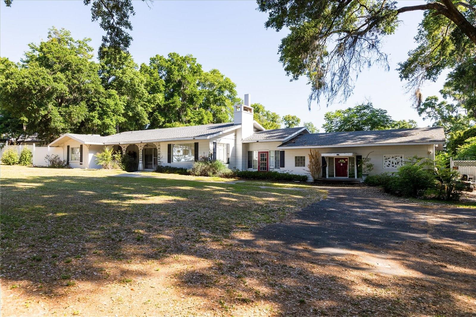 Residential in EUSTIS