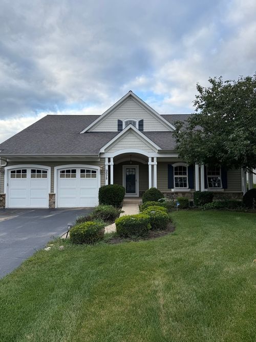3075 Trillium Ct W, Aurora, IL, 60506-8899 | Card Image