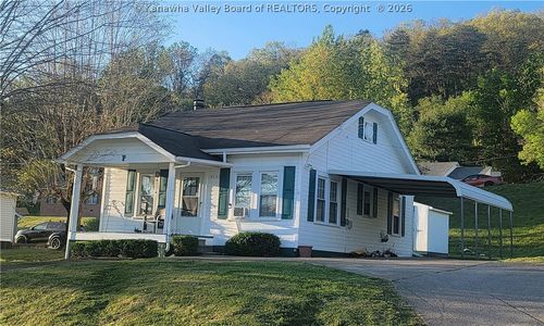 8132 Dingess Ave, Hamlin, WV, 25523-1213 | Card Image
