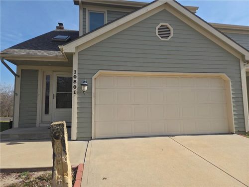10801 W 116th Ter, Overland Park, KS, 66210-3858 | Card Image