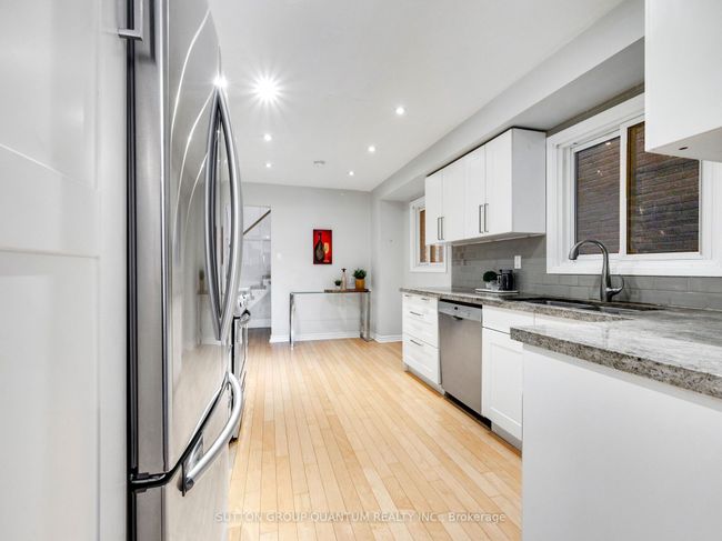 4423 Sawmill Valley Dr, House other with 3 bedrooms, 3 bathrooms and 2 parking in Mississauga ON | Image 11