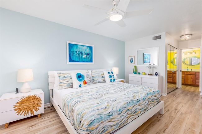 APT-505 - 9525 Blind Pass Rd, Condo with 2 bedrooms, 2 bathrooms and null parking in ST PETE BEACH FL | Image 19