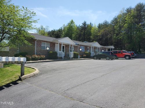 9-2818 Plymouth Road, Johnson City, TN, 37601 | Card Image
