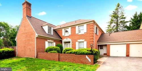 10253 Gainsborough Rd, POTOMAC, MD, 20854-4039 | Card Image