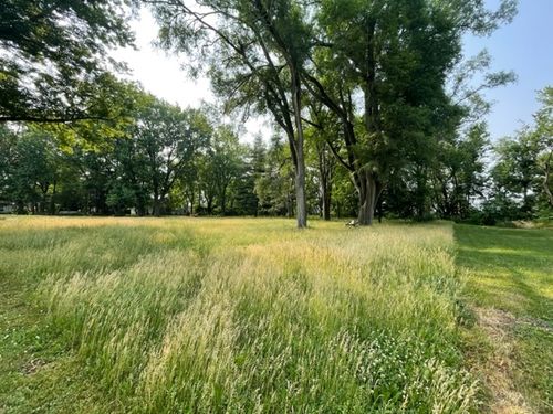 5982 W Clare Rd, Clare, IL, 60111-9104 | Card Image