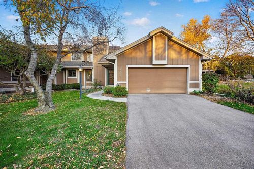 3303 Valley Creek Circle, Middleton, WI, 53562 | Card Image