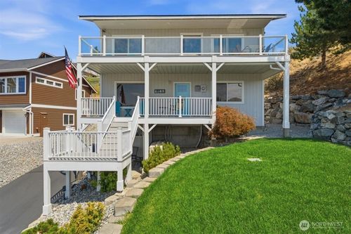 130 Monte Carlo Dr, Chelan, WA, 98816-9545 | Card Image