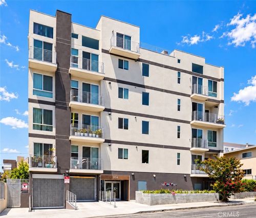 403-1055 S Serrano Avenue, Los Angeles, CA, 90006 | Card Image