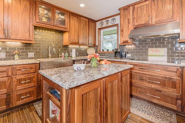 161 Red Bird Rdg, House other with 3 bedrooms, 3 bathrooms and null parking in Beeville TX | Image 6