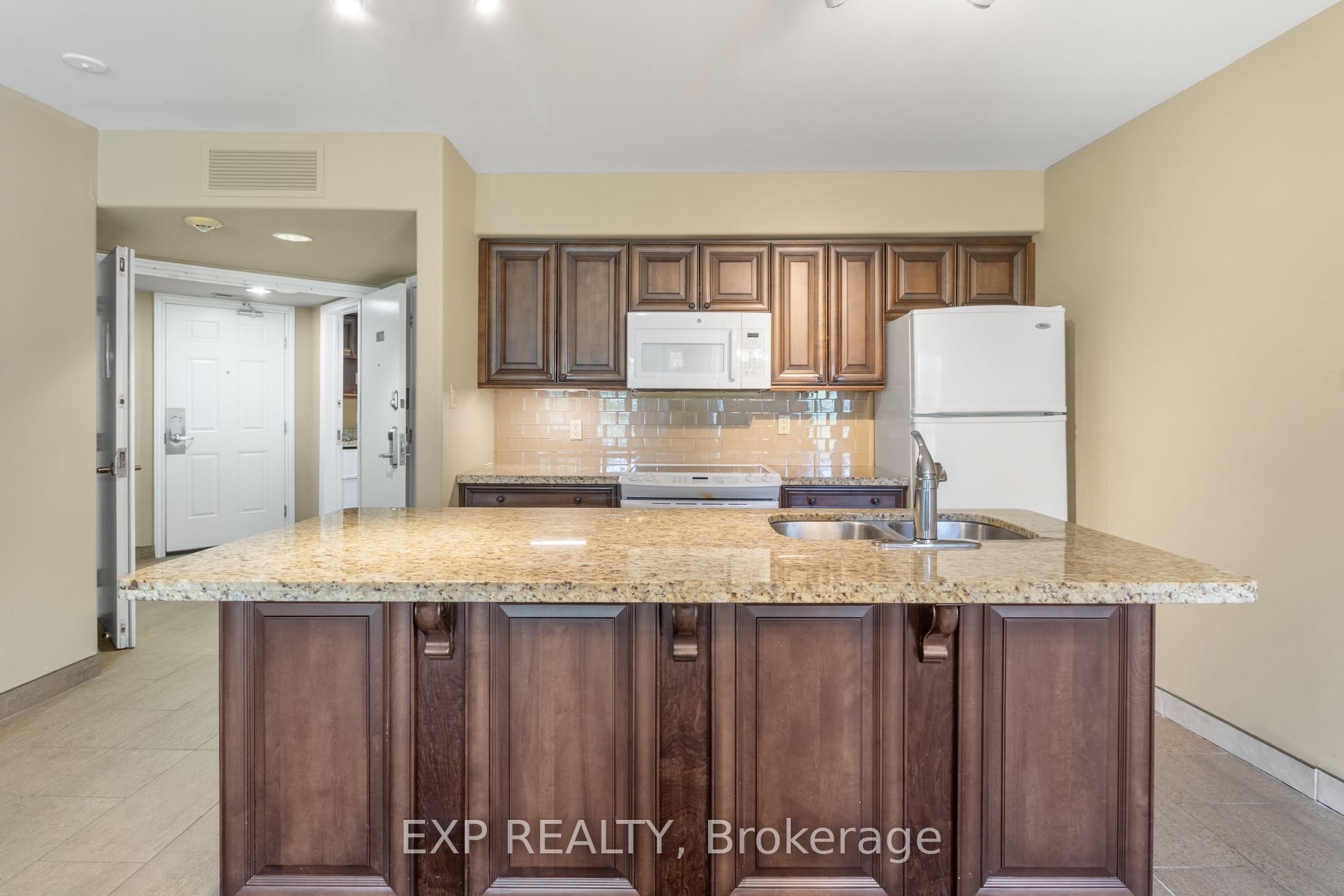 Residential in Oro-Medonte 4