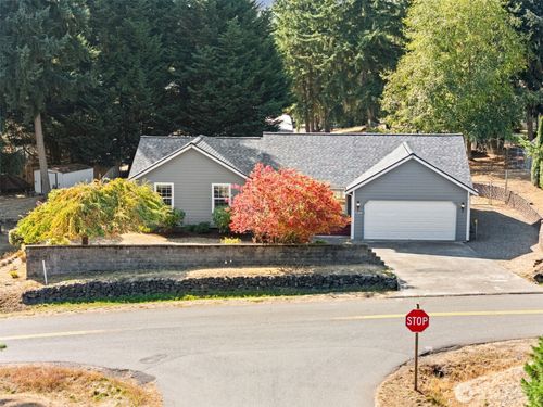 7104 Se Kansas St, Port Orchard, WA, 98366-7168 | Card Image