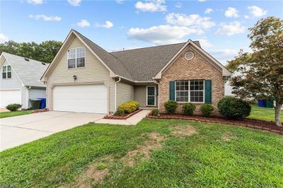 912 Prestwick Lane, House other with 4 bedrooms, 2 bathrooms and null parking in Newport News VA | Image 2