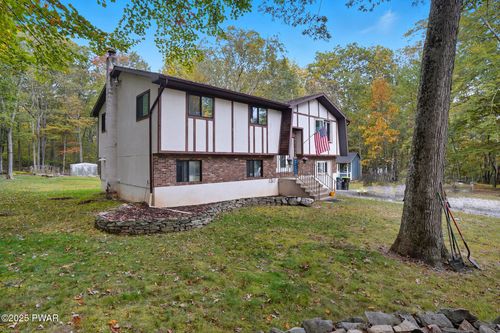 119 Manor Ln, Canadensis, PA, 18325-7851 | Card Image