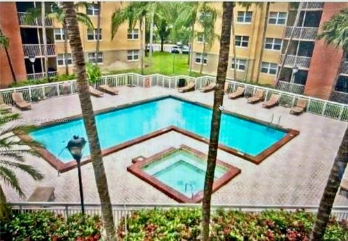 404-8333 Lake Dr, Doral, FL, 33166-7760 | Card Image