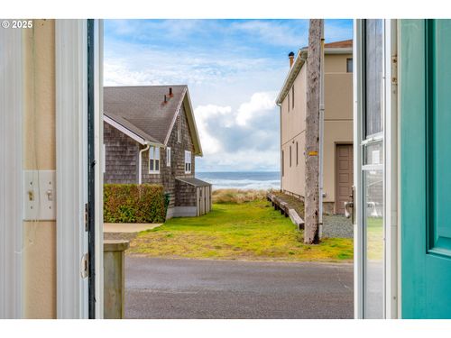 366 N Pacific St, Rockaway Beach, OR, 97136-9921 | Card Image