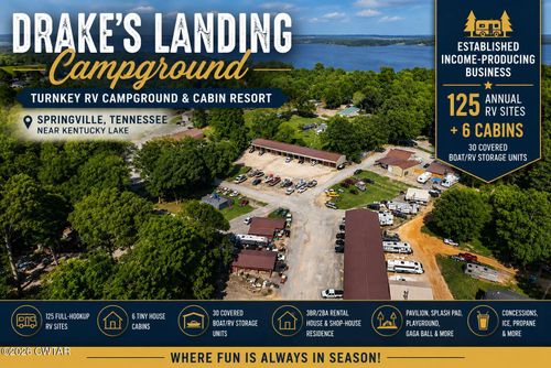 517 Pleasant Grove Rd, Springville, TN, 38256-5114 | Card Image