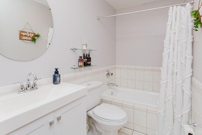 main floor bath | Image 16