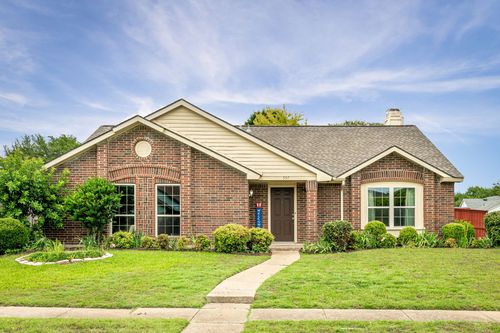557 Gillespie Dr, Allen, TX, 75002-4125 | Card Image