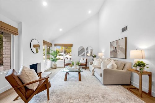 22455 Silver Spur, Lake Forest, CA, 92630-4342 | Card Image