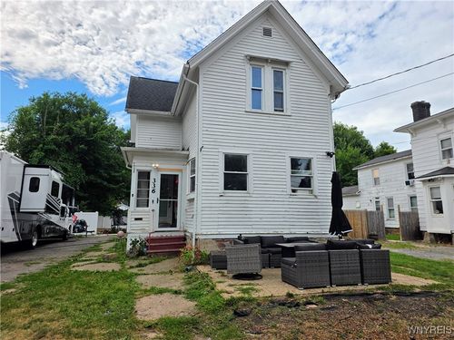 336 W State St, Albion, NY, 14411-1351 | Card Image