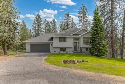 6060 N Sunview Way, Nine Mile Falls, WA, 99026-9583 | Card Image