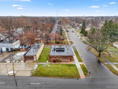 13000 Hayes St, Detroit, MI, 48205-3535 | Card Image