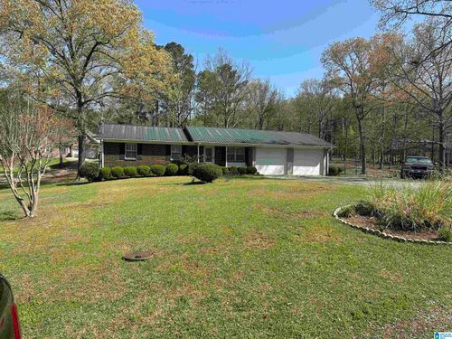 221 Gable Ln, Munford, AL, 36268-5097 | Card Image