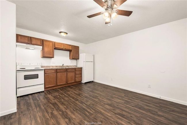 APT-5 - 4309 College Main St, Townhouse with 1 bedrooms, 1 bathrooms and null parking in Bryan TX | Image 4