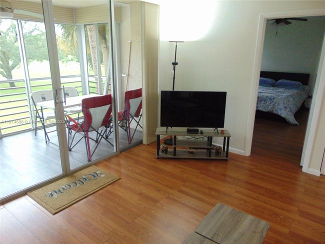 APT-205 - 1931 Sabal Palm Dr, Condo with 2 bedrooms, 2 bathrooms and null parking in Davie FL | Image 5