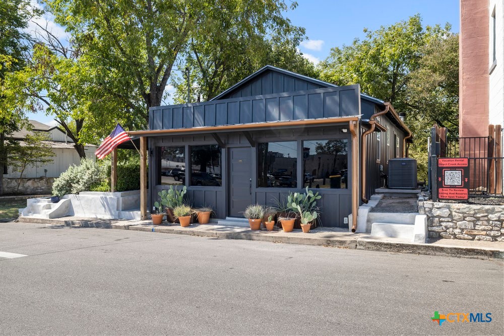 Pearl St, Belton, TX 76513