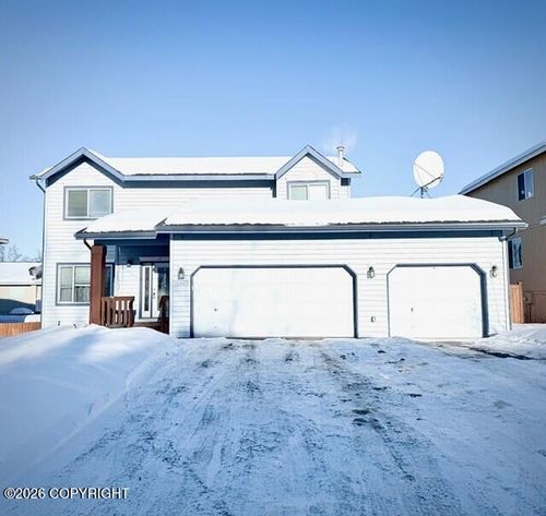 16603 Baird Cir, Eagle River, AK, 99577-6711 | Card Image