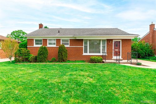 28996 Westfield St, Livonia, MI, 48150-3137 | Card Image