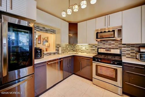 60 Renee Ct, Jackson, NJ, 08527-2371 | Card Image