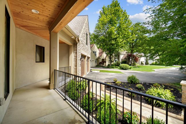 5633 Travis Pointe Ct, House other with 3 bedrooms, 4 bathrooms and null parking in Westerville OH | Image 13