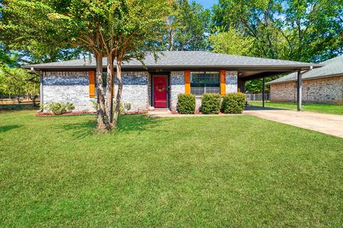 6275 Inwood Dr, Reno, TX, 75462-6421 | Card Image