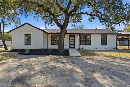 205 Lacewell St, Jacksboro, TX, 76458-2036 | Card Image