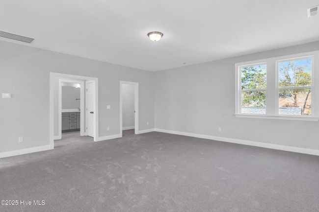Similar Home | Image 23