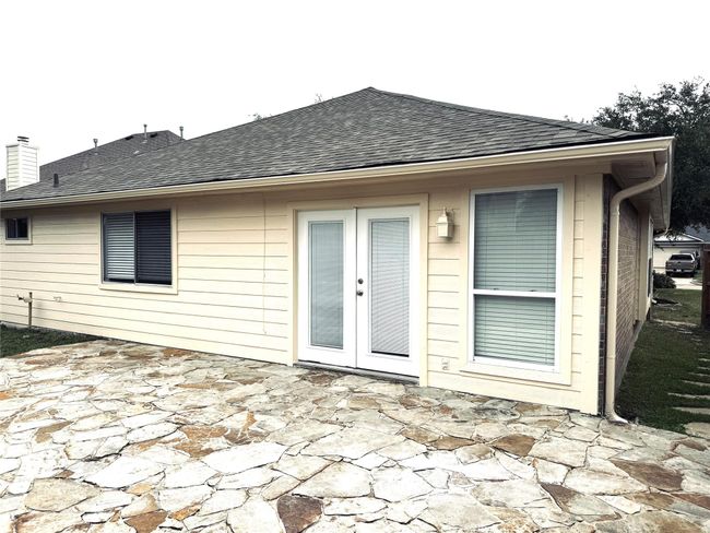 10403 N Shadowdale Dr, Home with 3 bedrooms, 2 bathrooms and null parking in Houston TX | Image 18