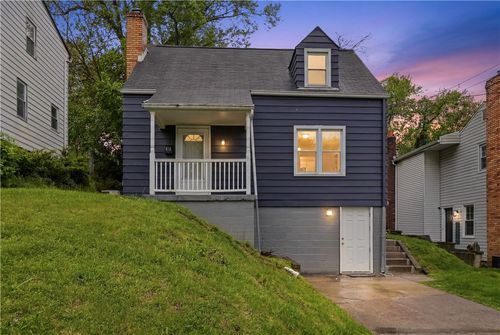 818 Dearborn St, Baden, PA, 15005-2110 | Card Image