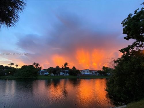 35-8330 Sw 154th Ave, Miami, FL, 33193-5013 | Card Image