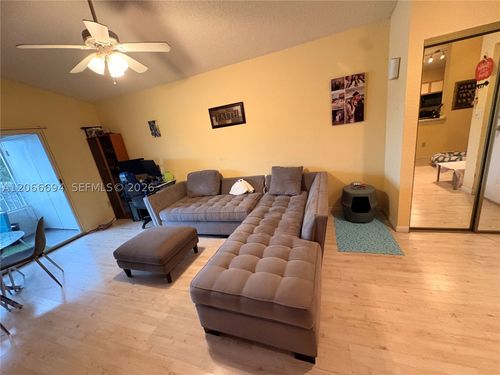 313-2880 N Oakland Forest Dr, Oakland Park, FL, 33309-6491 | Card Image