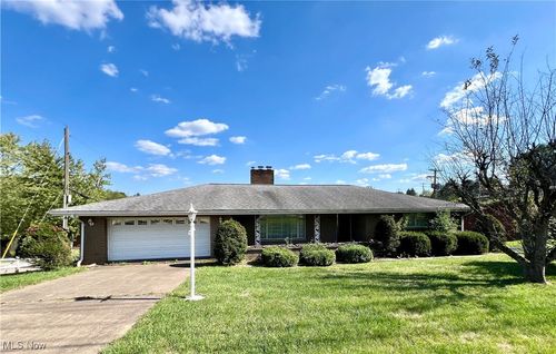 2312 Eldersville Rd, Follansbee, WV, 26037-1195 | Card Image