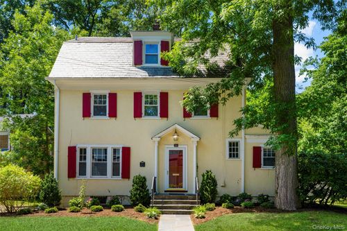 121 Walworth Ave, Scarsdale, NY, 10583-1138 | Card Image
