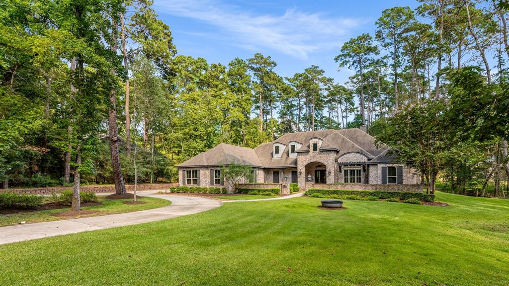 Willowridge Cir, Conroe, TX 77304