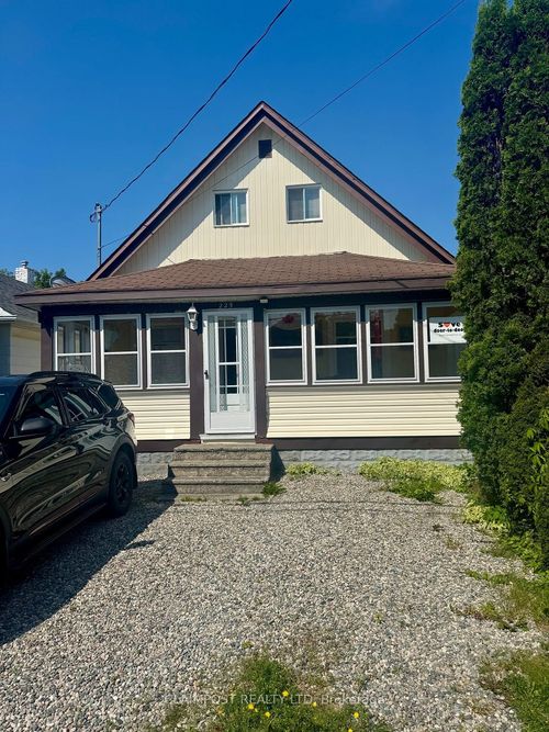 225 Maple St S, Timmins, ON, P4N1Z1 | Card Image